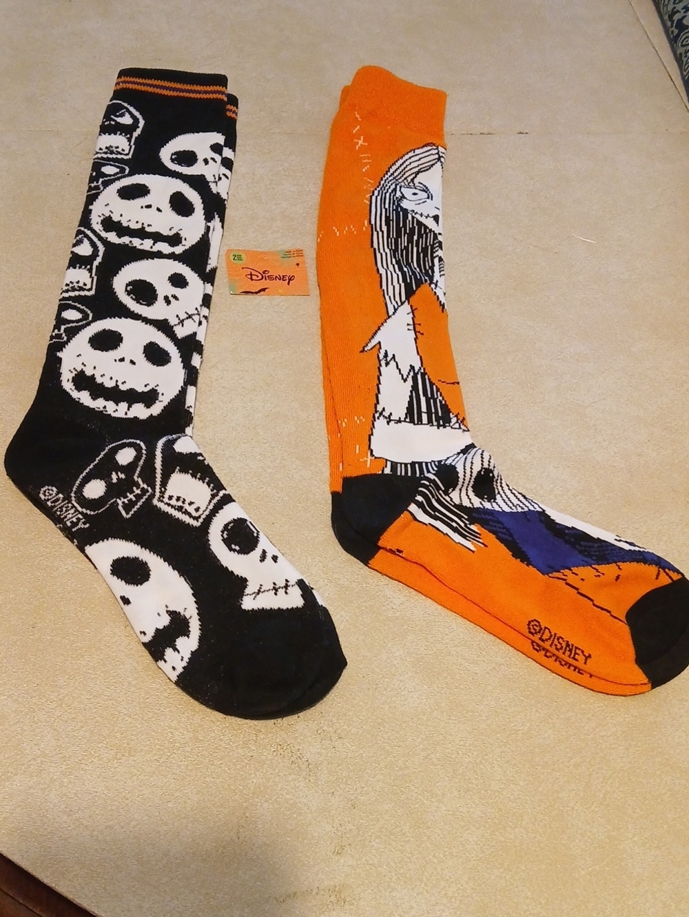 2 PAIRS Disneu HALLOWEEN Socks